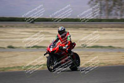 media/Jun-16-2024-Lets Ride (Sun) [[4ae6dd1f02]]/Group B/Grid and Front Straight/